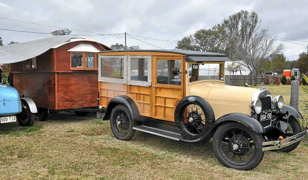 One of the older style retro caravan-and-car combinations at the Leyburn Sprints on Saturday.